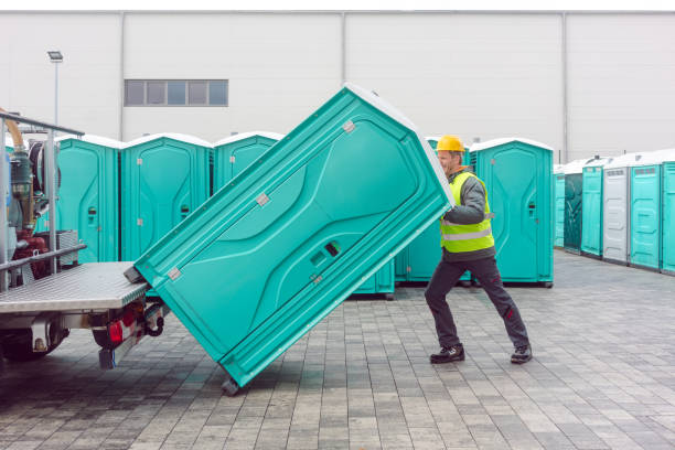 Portable Toilet Options We Offer in Fort Defiance, AZ
